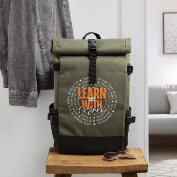 Zaino verde con grafica circolare Learn with Johnny